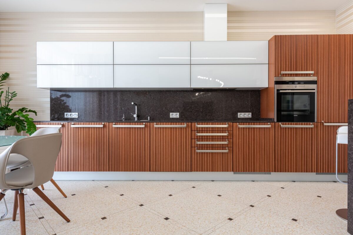 Cuisine invisible : la tendance qui fond la cuisine dans le salon d'ici 2027